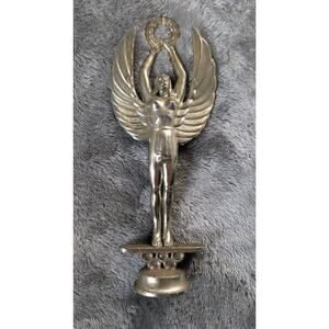 Vintage Winged Goddess With Wreath Hood Ornimant By Allied Chicago 7""